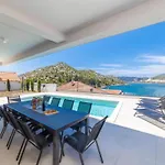 Vikendica Luxury Navis -