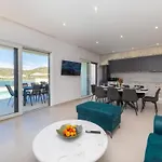 Luxury Navis - Vikendica *