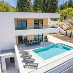 Vikendica Luxury Navis - *
